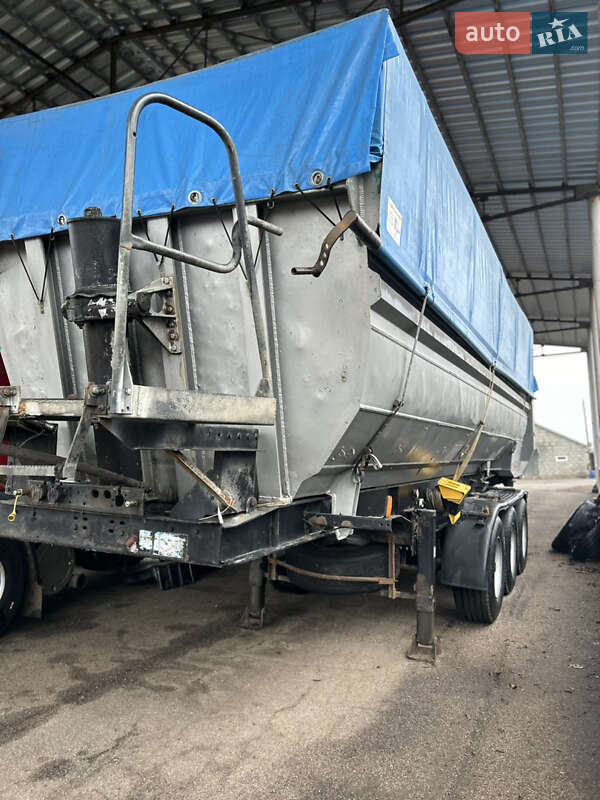 Самосвал полуприцеп Kogel SKHL 24 2001 в 