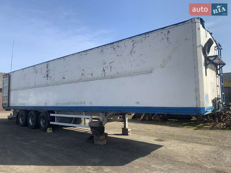 Зерновоз - полуприцеп Kogel SKHS24 1996 в Вижнице фото Зерновоз - полуприцеп Kogel SKHS24 1996 в Вижнице