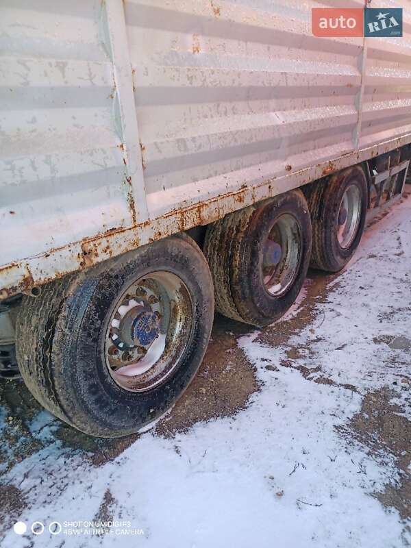 Зерновоз - полуприцеп Kogel SN 24 2000 в 