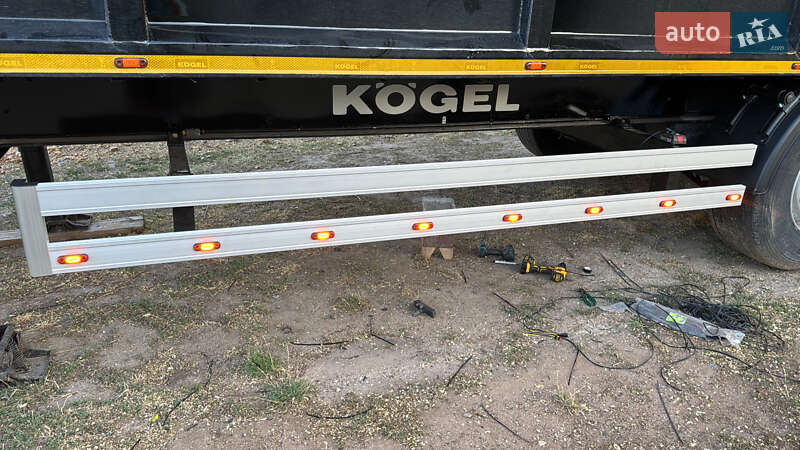 Зерновоз - полуприцеп Kogel SN 24 2007 в Березанке