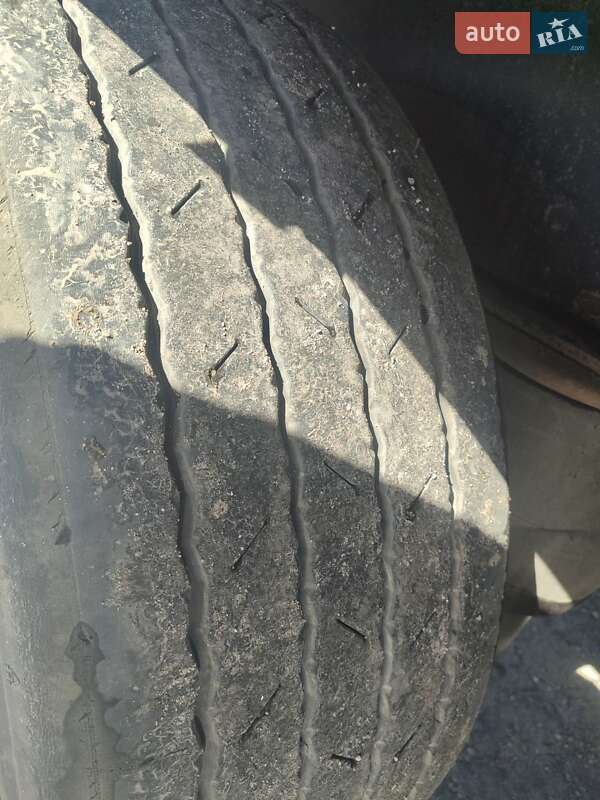 Тентованный борт (штора) - полуприцеп Kogel SN 24 2009 в Кременце