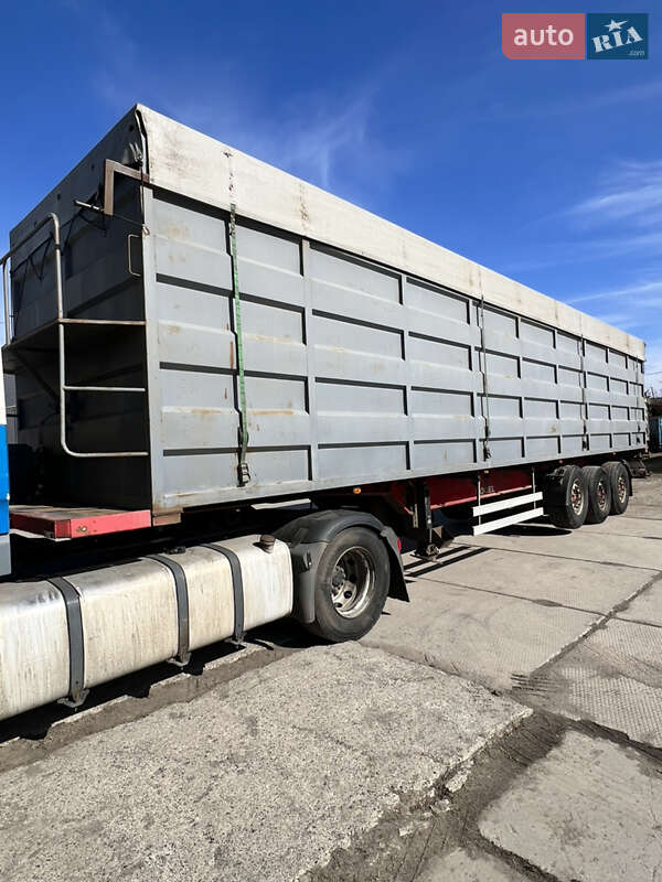 Зерновоз - напівпричіп Kogel SN 24 2004 в Гайсину фото Зерновоз - напівпричіп Kogel SN 24 2004 в Гайсину