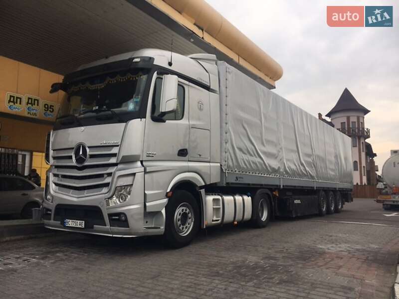 Тентованный борт (штора) - полуприцеп Kogel SN 24 2008 в Дрогобыче