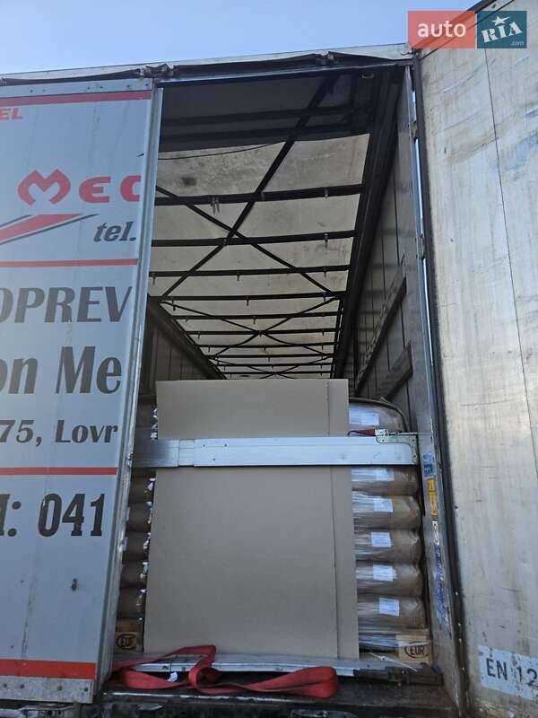Тентованный борт (штора) - полуприцеп Kogel SN 24 2012 в Киеве фото 2 Тентованный борт (штора) - полуприцеп Kogel SN 24 2012 в Киеве