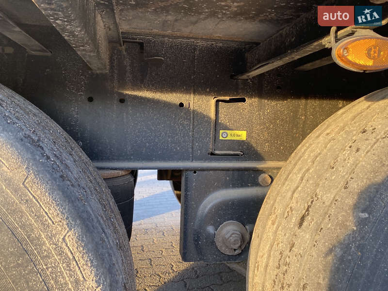 Тентованный борт (штора) - полуприцеп Kogel SN 24 2016 в Львове фото 6 Тентованный борт (штора) - полуприцеп Kogel SN 24 2016 в Львове