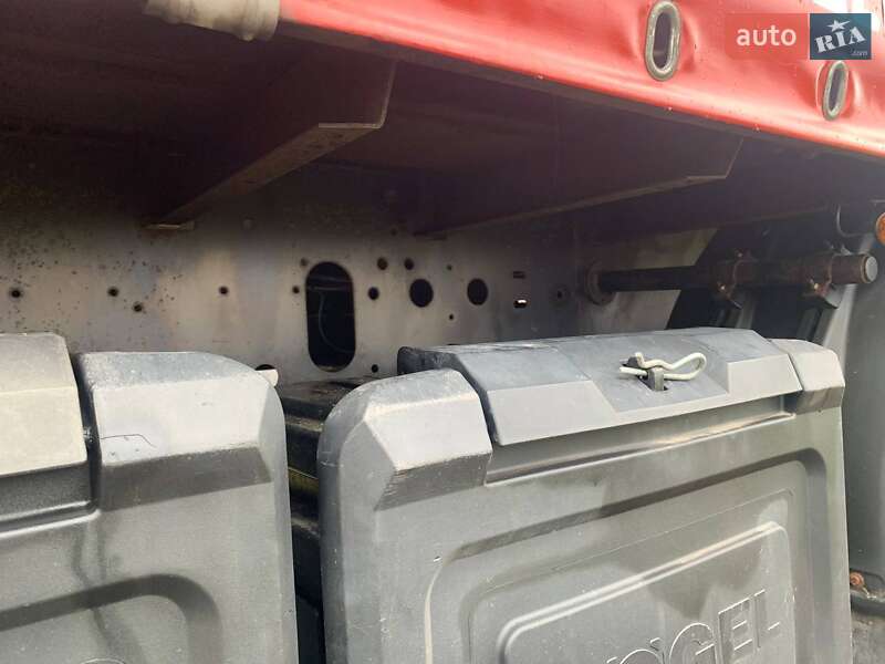 Тентований борт (штора) - напівпричіп Kogel SN 24 2012 в Радехові