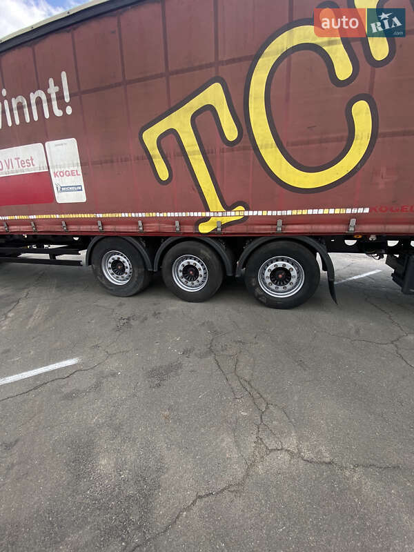 Тентованный борт (штора) - полуприцеп Kogel SN 2015 в Киеве