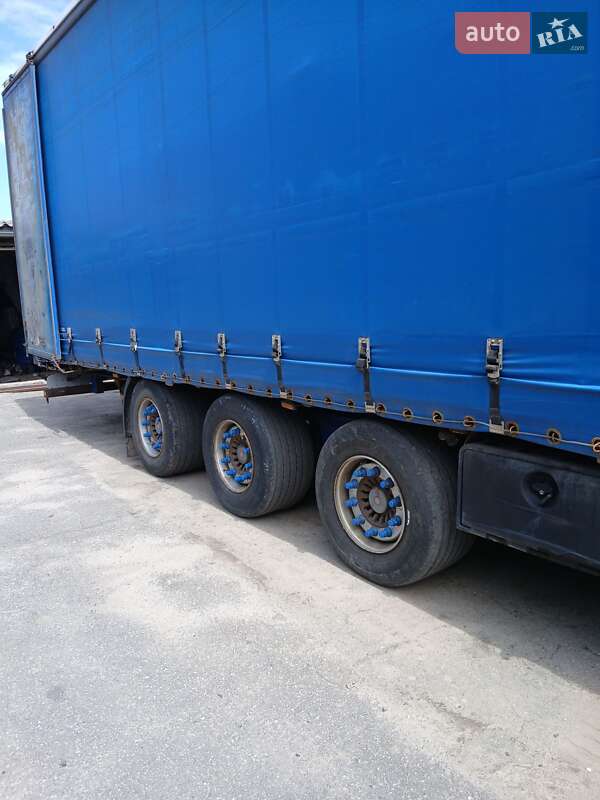 Тентований борт (штора) - напівпричіп Kogel SNCC 2009 в Городку