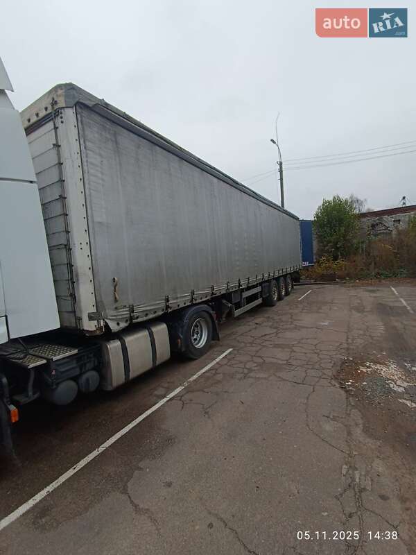 Тентованный борт (штора) - полуприцеп Kogel SNCO 24 2004 в Чернигове