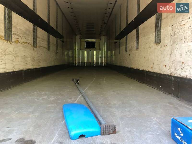 Рефрижератор полуприцеп Kogel SVKT 2003 в Кропивницком