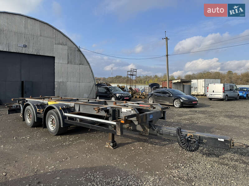 Контейнеровоз Kogel Tandem 2018 в Луцке фото 13 Контейнеровоз Kogel Tandem 2018 в Луцке