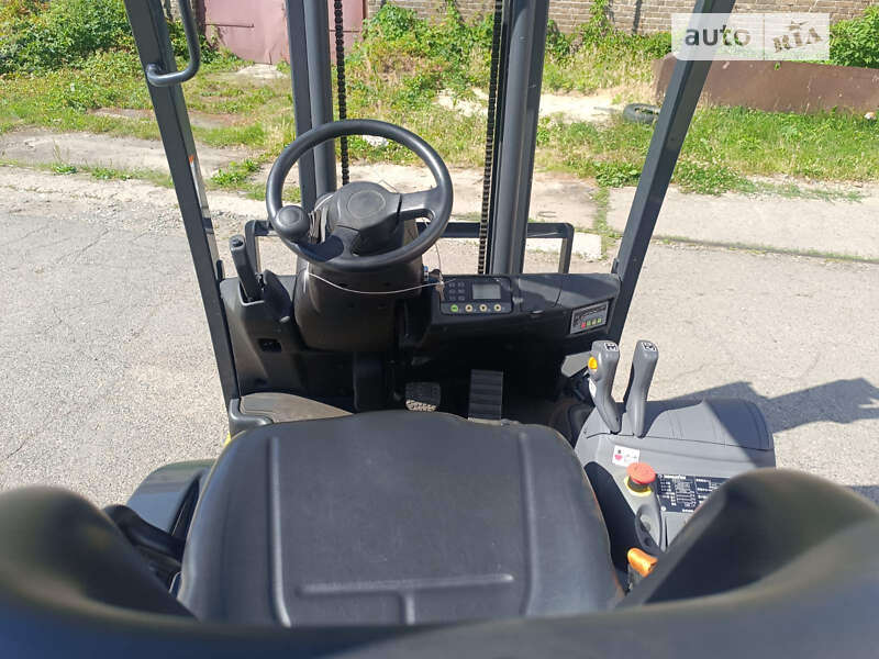 Вилочний навантажувач Komatsu FB 2021 в Черкасах фото 10 Вилочний навантажувач Komatsu FB 2021 в Черкасах