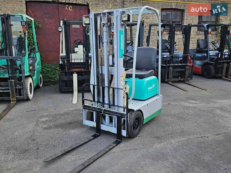 Komatsu FB 2009