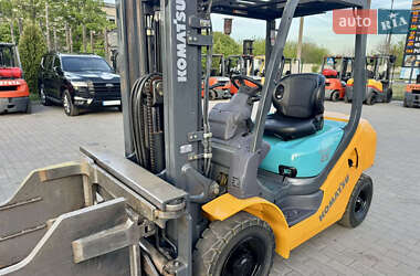 Вилочный погрузчик Komatsu FD 2008 в 