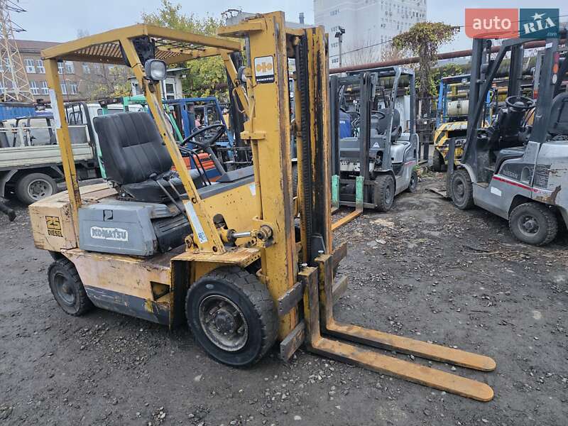 Вилочний навантажувач Komatsu FD 1993 в Одесі