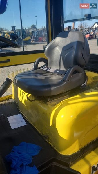 Вилочный погрузчик Komatsu FG 2006 в Киеве