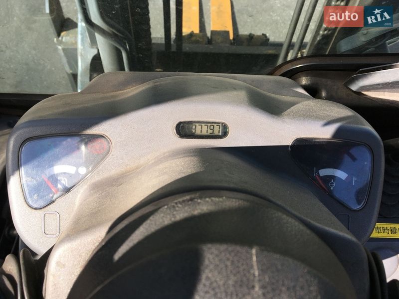 Вилочный погрузчик Komatsu FG 2017 в Полтаве