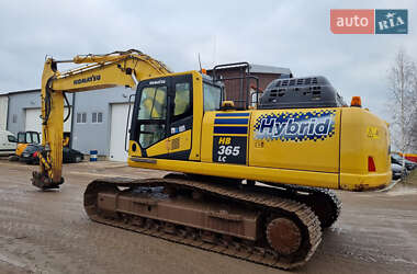 Гусеничный экскаватор Komatsu HD 2018 в 