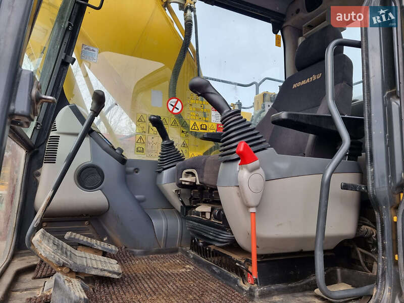 Гусеничный экскаватор Komatsu PC 210 2018 в Одессе
