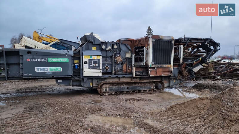 Гусеничный экскаватор Komatsu PC 210 2015 в Одессе