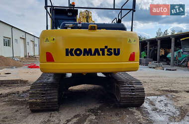 Гусеничный экскаватор Komatsu PC 210 2015 в 