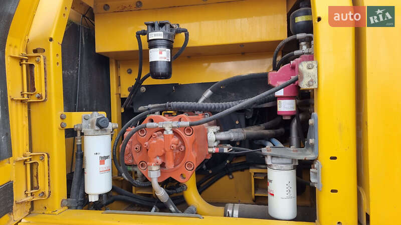 Гусеничный экскаватор Komatsu PC 210 2016 в Одессе