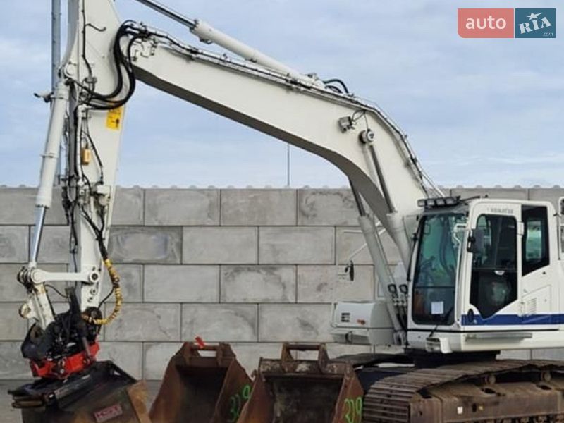 Гусеничный экскаватор Komatsu PC 210 2017 в Киеве