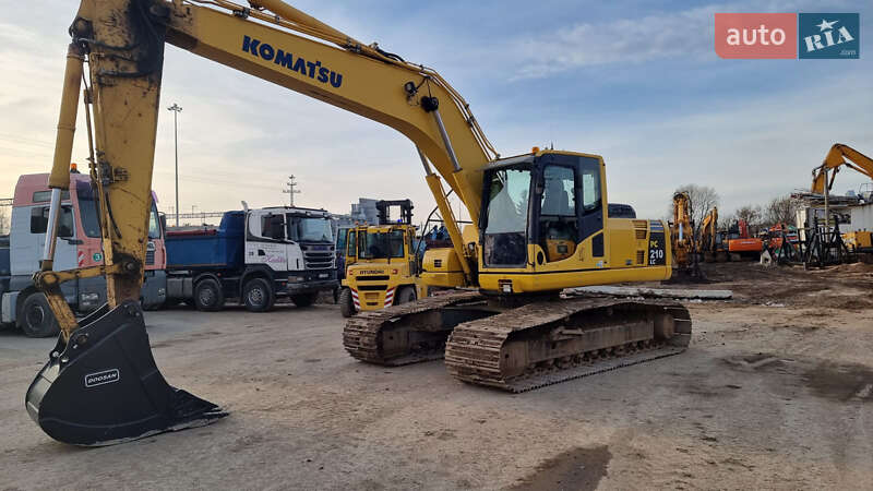 Komatsu PC 210LC-8 2012 Komatsu PC 210LC-8 2012