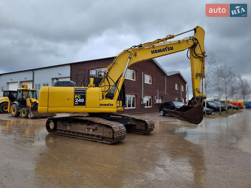 Komatsu PC 240NLC-8 2016