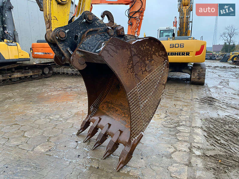 Гусеничний екскаватор Komatsu PC 240NLC-8 2018 в Львові