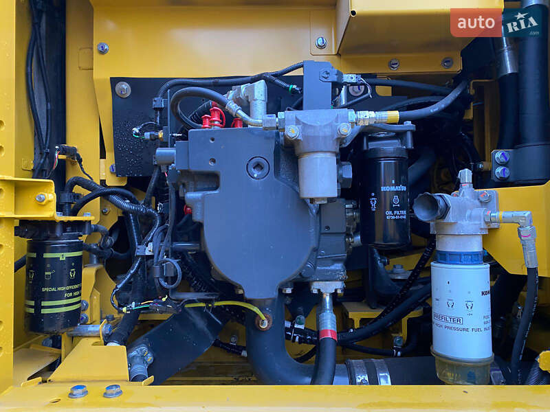 Гусеничний екскаватор Komatsu PC 240NLC-8 2018 в Львові