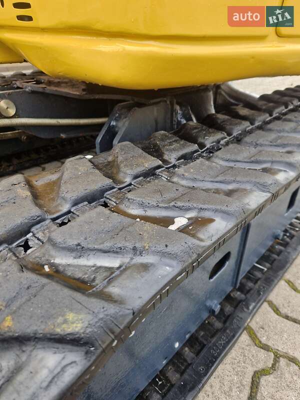 Міні-екскаватор Komatsu PC 30MR 2006 в Чернівцях