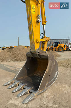 Гусеничный экскаватор Komatsu PC 360 2020 в 