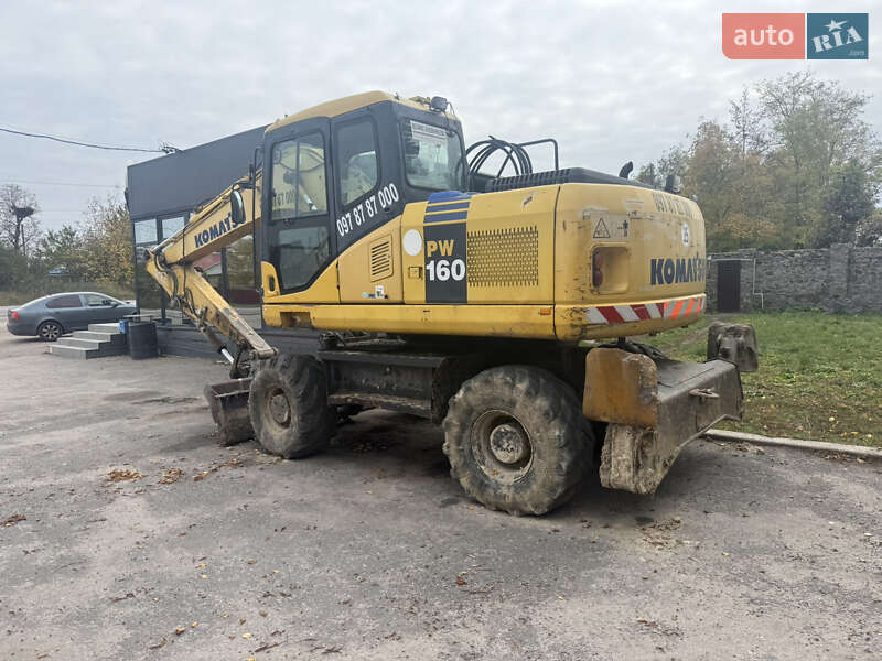 Колесный экскаватор Komatsu PW 2006 в Виннице