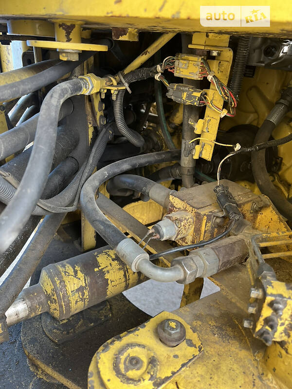 Фронтальні навантажувачі Komatsu WA 470 2001 в Києві