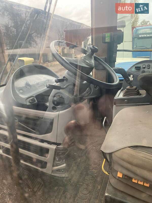 Фронтальный погрузчик Komatsu WA 2008 в Кривом Роге