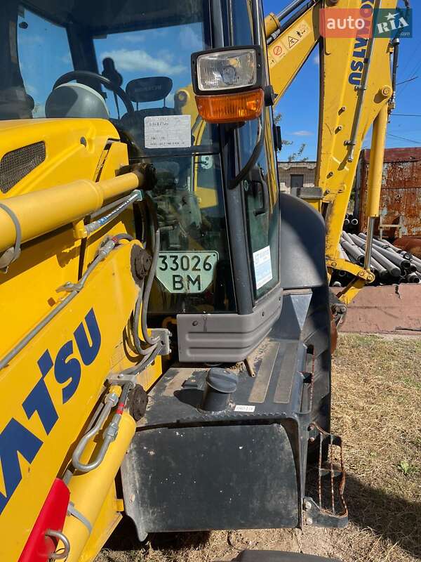 Экскаватор погрузчик Komatsu WB 2020 в Киеве