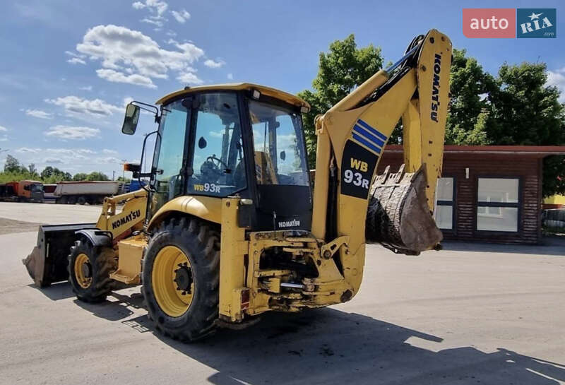 Экскаватор погрузчик Komatsu WB 2008 в Николаеве