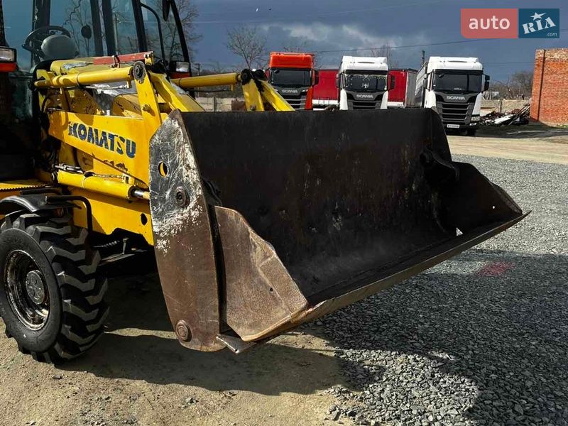 Екскаватор навантажувач Komatsu WB 2007 в Єрках