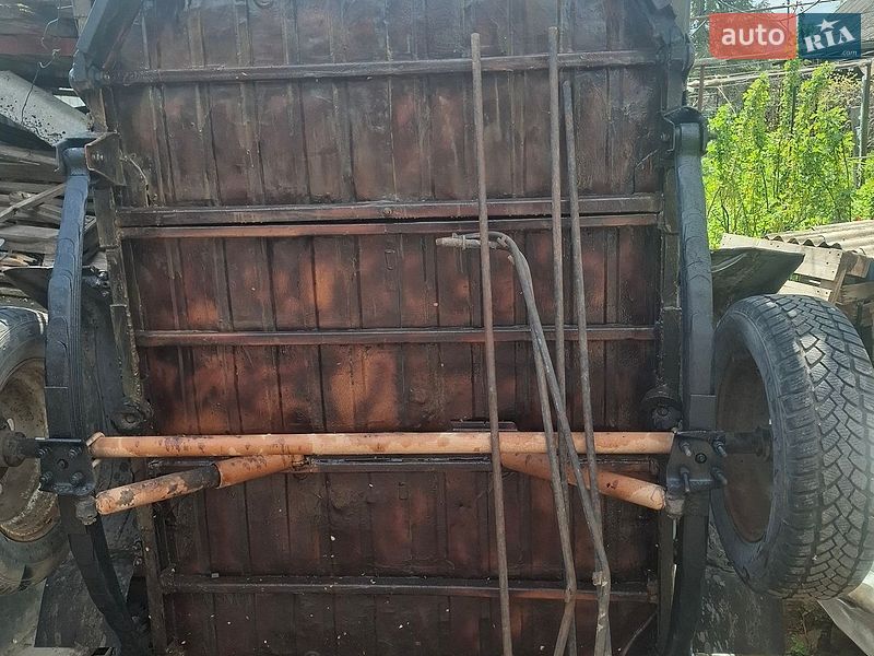 Легковий причіп КрАЗ 8138 1992 в Нікополі