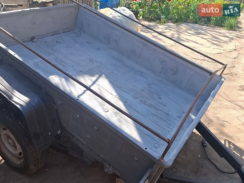 Легковий причіп КрАЗ 8138 1992 в Нікополі