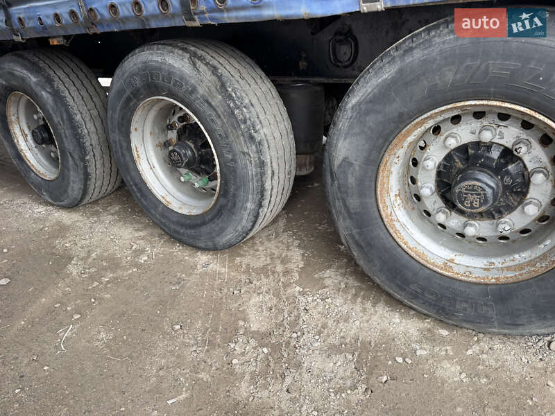 Тентованный борт (штора) - полуприцеп Krone BPW 2007 в Золочеве