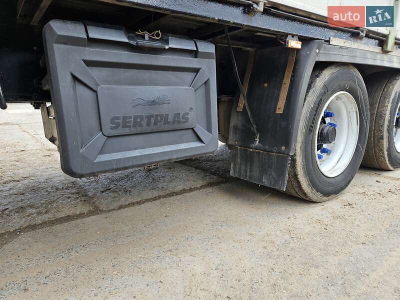 Тентованный борт (штора) - полуприцеп Krone BPW 2010 в Полонном