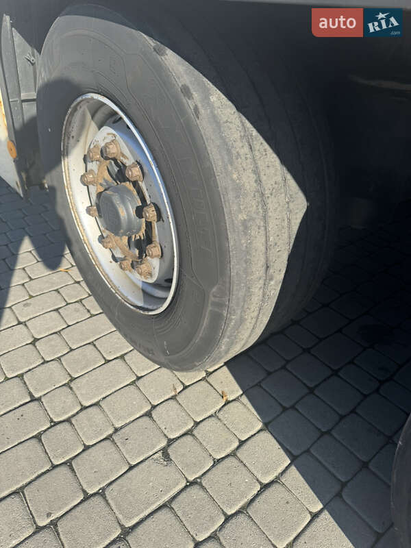 Ізотермічна будка Krone BPW 2012 в Мукачевому