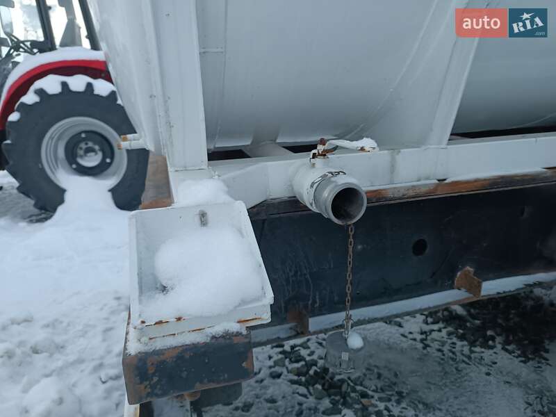 Цистерна полуприцеп Krone BPW 2004 в Умани