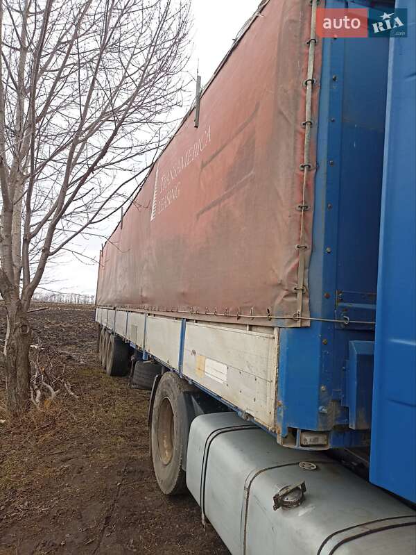 Зерновоз - полуприцеп Krone Profi Liner 1998 в Липовце