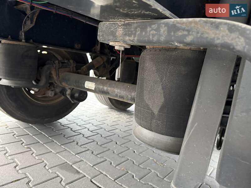 Тентованный борт (штора) - полуприцеп Krone Profi Liner 2017 в Черновцах