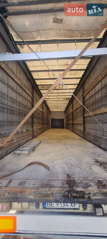 Тентованный борт (штора) - полуприцеп Krone SAF 2011 в Новом Буге