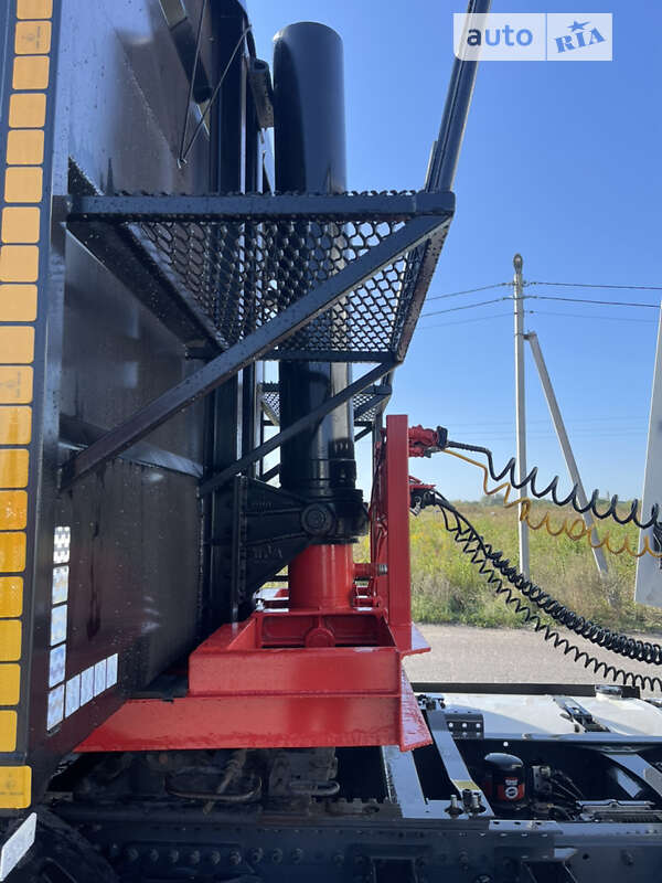 Зерновоз - напівпричіп Krone SAF 2007 в Рівному