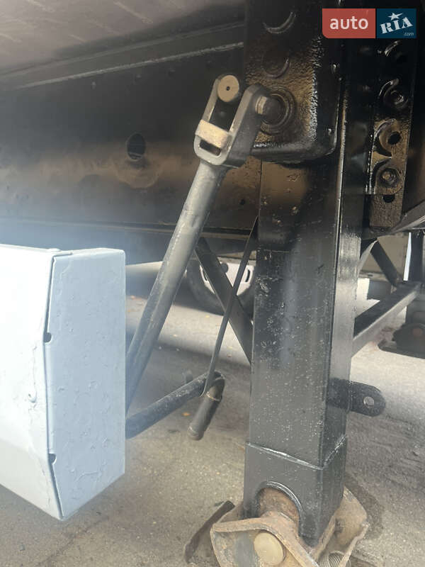 Тентований борт (штора) - напівпричіп Krone SAF 2012 в Вінниці